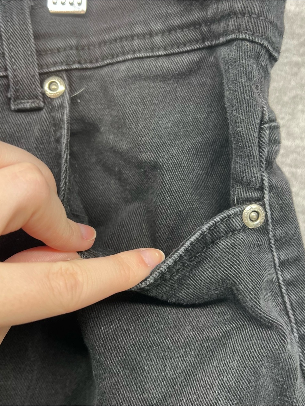 Gloria Vanderbilt Black Straight-Leg Jeans - Picture 8 of 11